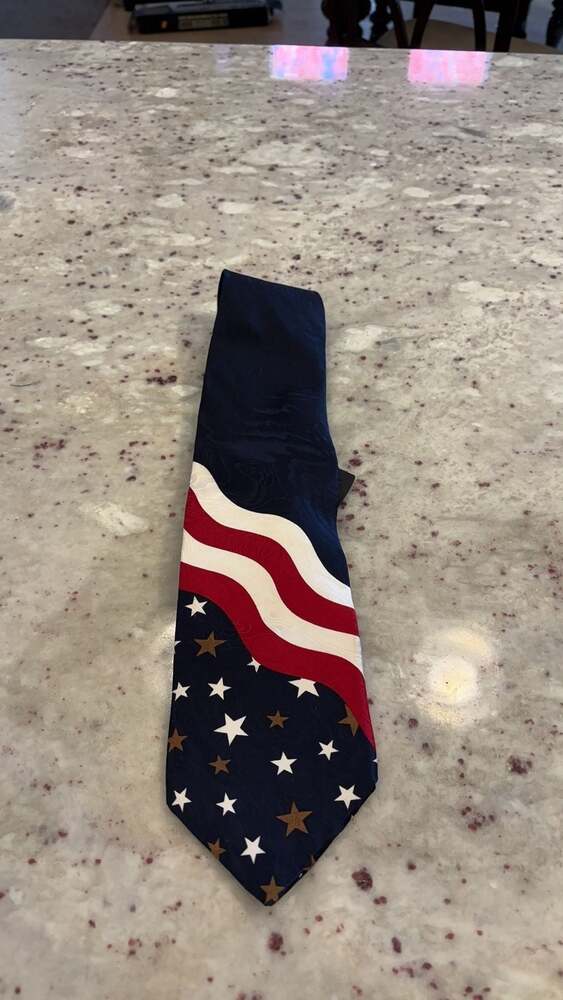 Vintage All Silk American Flag Patriotic Necktie Red White Blue Stars n Stripes